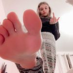 Amateur Teen Girl POV Trample You - Feet Worship Close-up